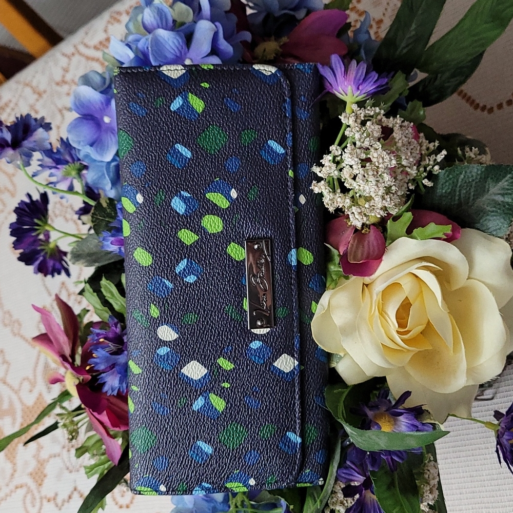 Vera Bradley Wallet/Clutch